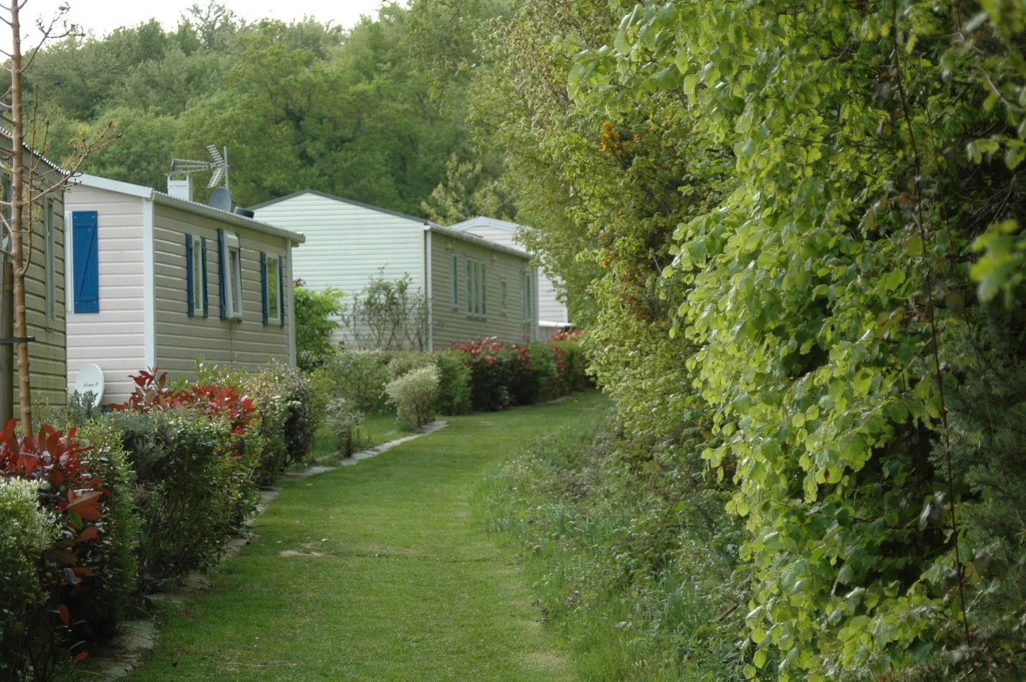 Camping Officiel Siblu Domaine De Litteau Exterior photo
